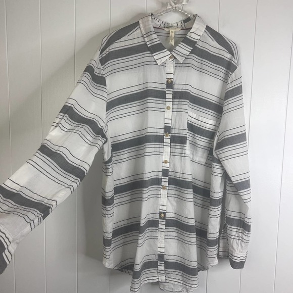 Matilda Jane Gray and White Button Front Tunic with Tab Sleeves SZ XXL - Picture 2 of 7